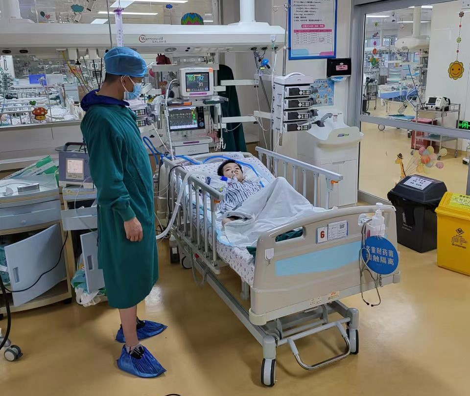 环江跨省救护车出租公司